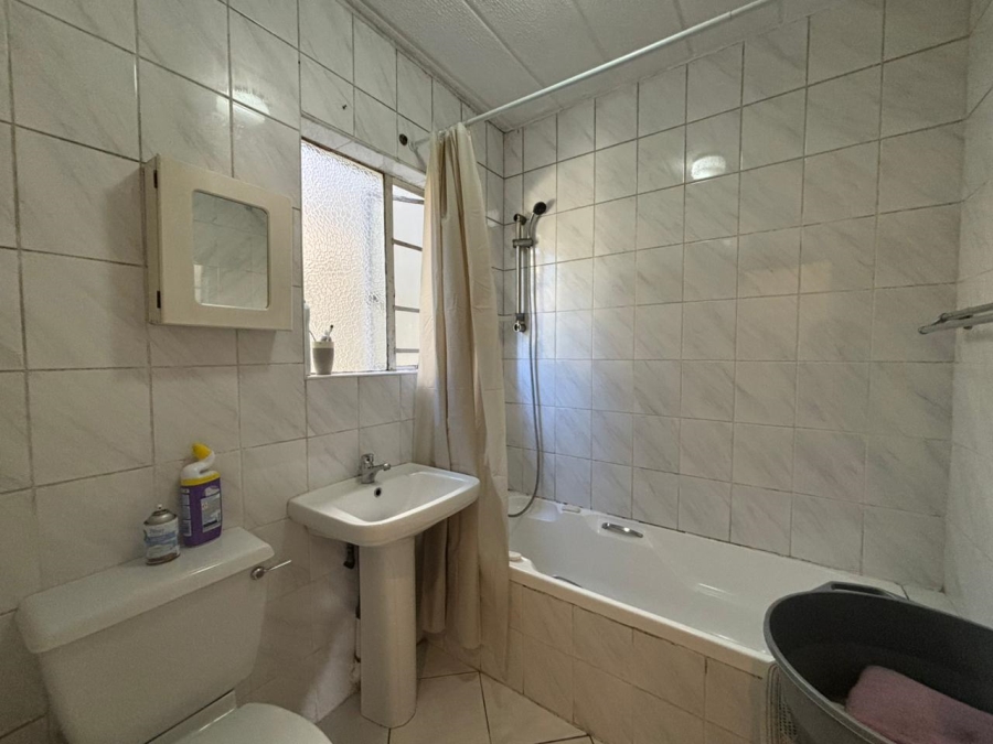 To Let 1 Bedroom Property for Rent in Paulshof Gauteng