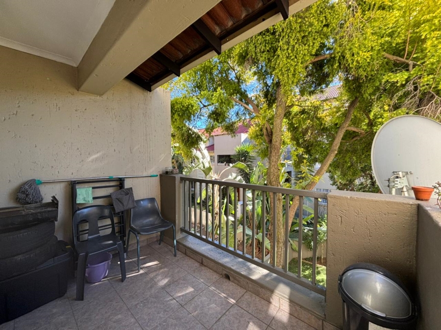 To Let 1 Bedroom Property for Rent in Paulshof Gauteng