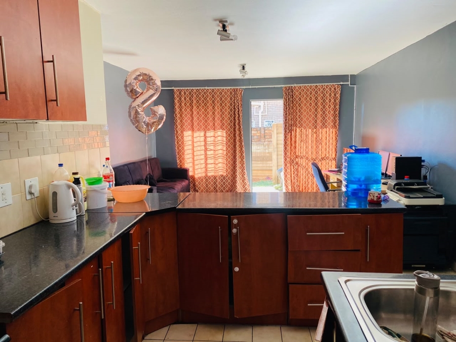 2 Bedroom Property for Sale in Willow Park Manor Gauteng