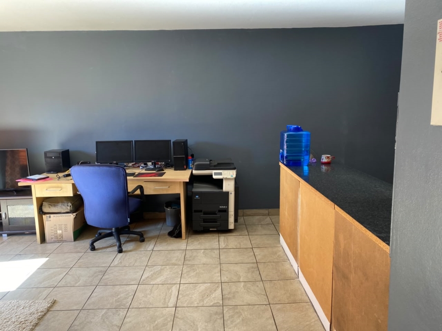 2 Bedroom Property for Sale in Willow Park Manor Gauteng