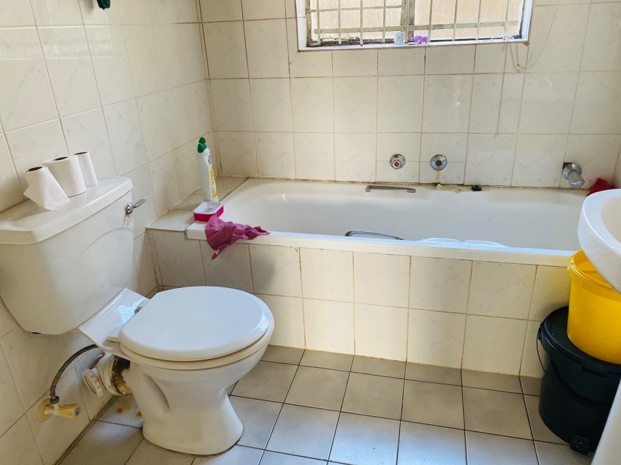2 Bedroom Property for Sale in Willow Park Manor Gauteng