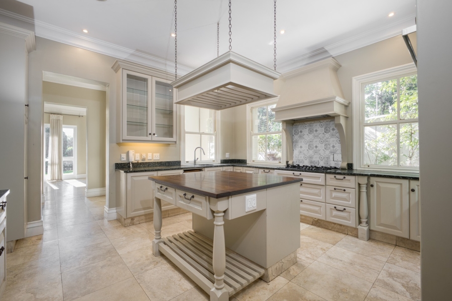 5 Bedroom Property for Sale in Sandhurst Gauteng