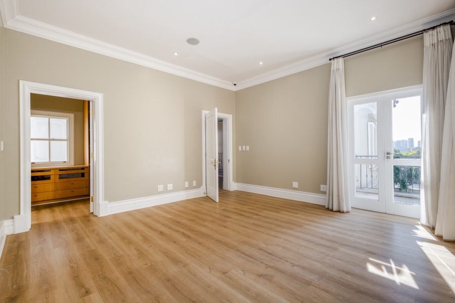 5 Bedroom Property for Sale in Sandhurst Gauteng