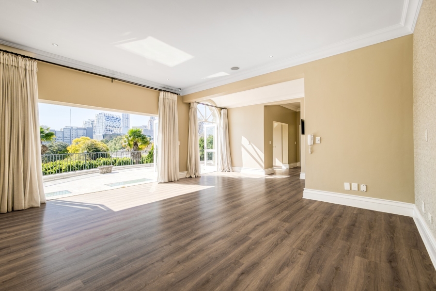 5 Bedroom Property for Sale in Sandhurst Gauteng