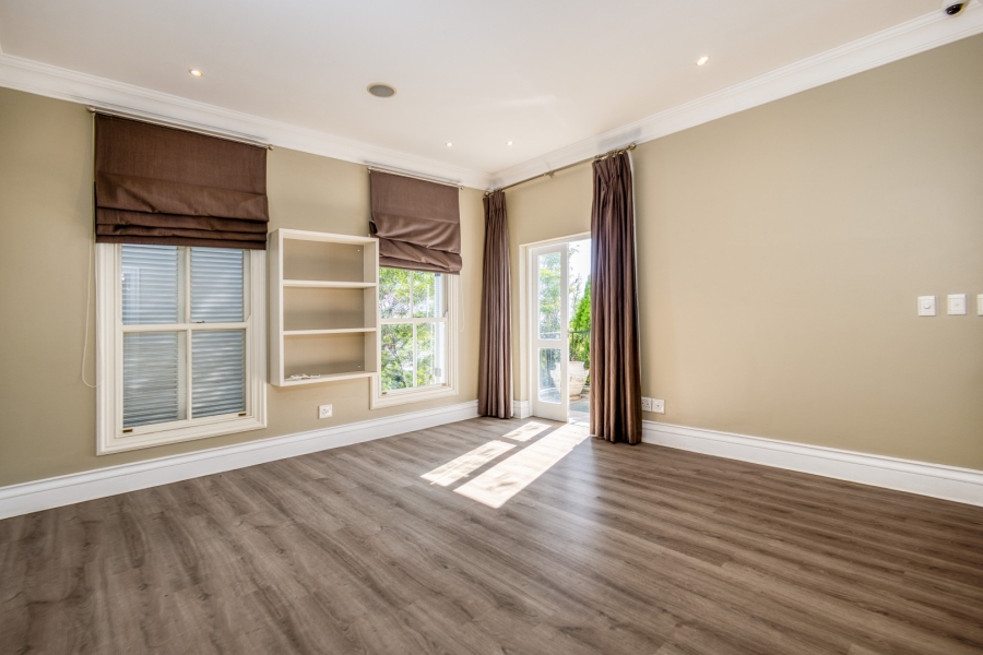 5 Bedroom Property for Sale in Sandhurst Gauteng