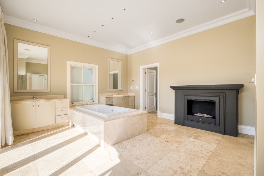 5 Bedroom Property for Sale in Sandhurst Gauteng