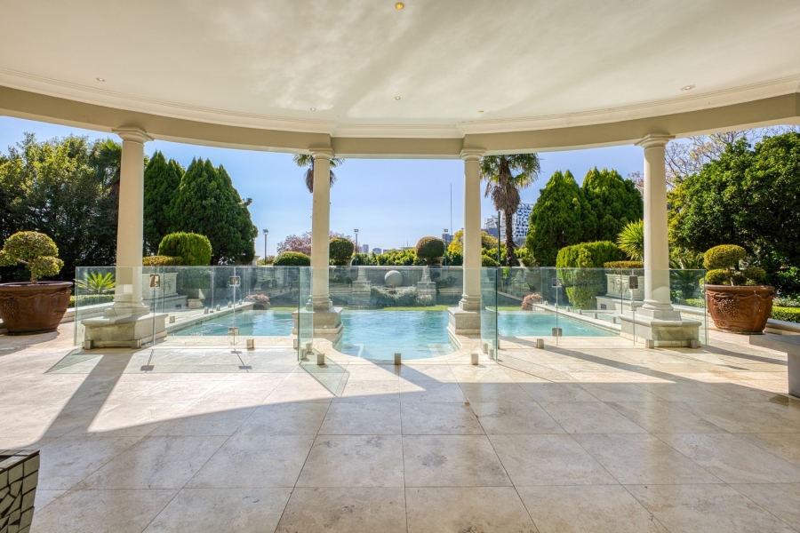 5 Bedroom Property for Sale in Sandhurst Gauteng