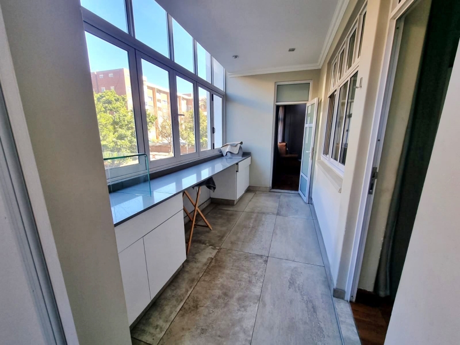 2 Bedroom Property for Sale in Killarney Gauteng