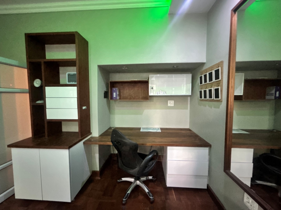 2 Bedroom Property for Sale in Killarney Gauteng