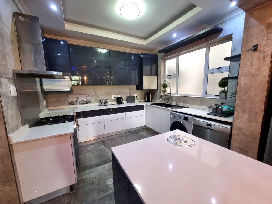 To Let 2 Bedroom Property for Rent in Killarney Gauteng