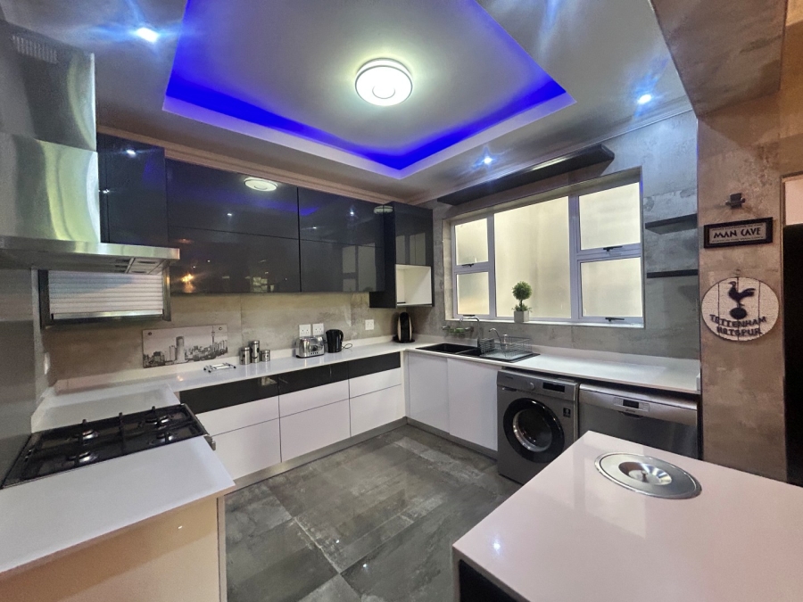 To Let 2 Bedroom Property for Rent in Killarney Gauteng