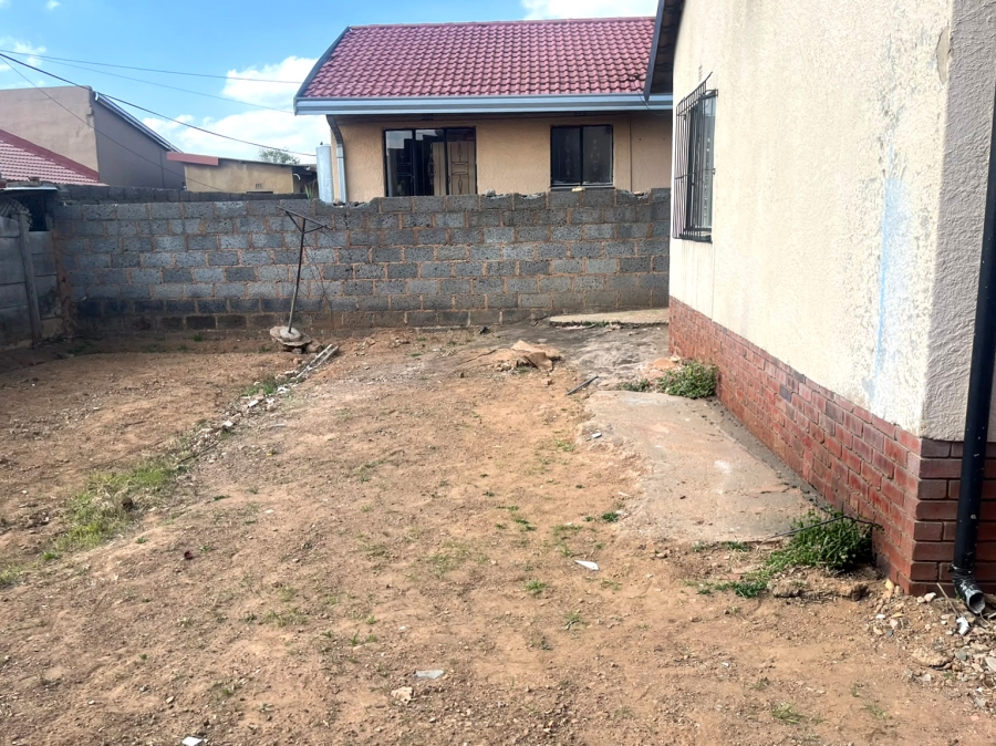 3 Bedroom Property for Sale in Diepkloof Zone 3 Gauteng