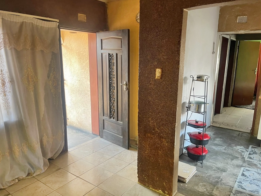 3 Bedroom Property for Sale in Diepkloof Zone 3 Gauteng