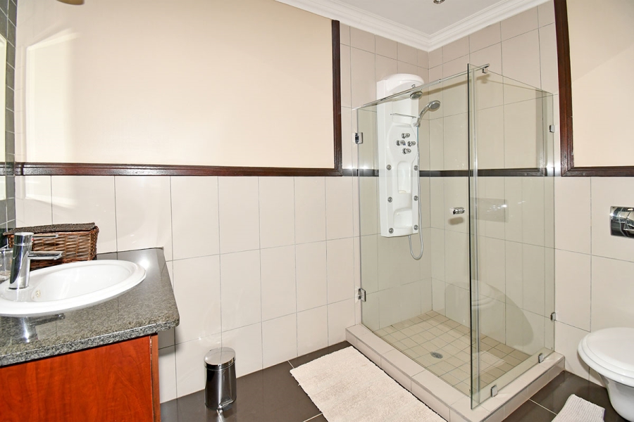 To Let 3 Bedroom Property for Rent in Morningside Gauteng