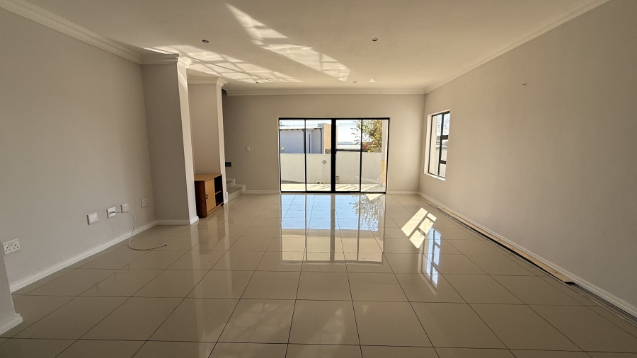 5 Bedroom Property for Sale in Carlswald Gauteng