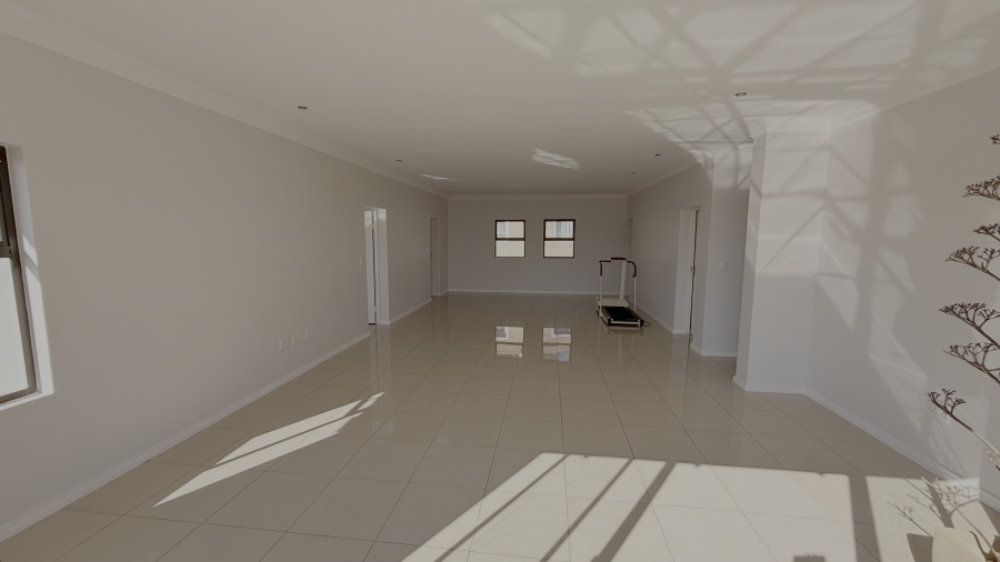 5 Bedroom Property for Sale in Carlswald Gauteng