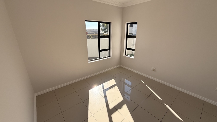 5 Bedroom Property for Sale in Carlswald Gauteng
