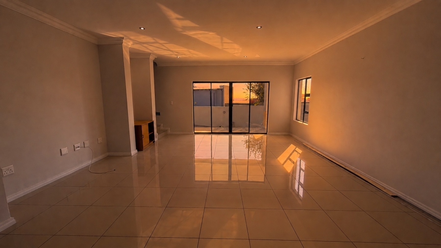 5 Bedroom Property for Sale in Carlswald Gauteng