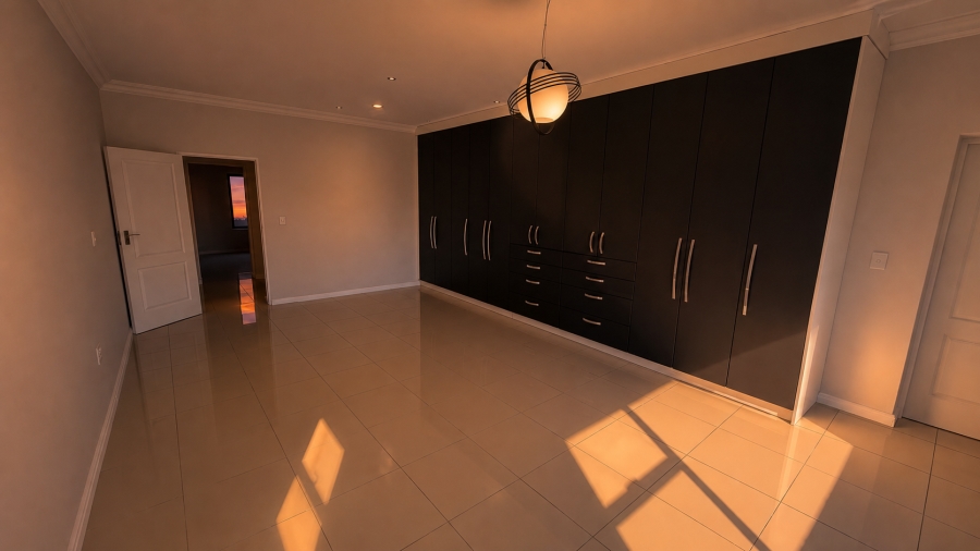 5 Bedroom Property for Sale in Carlswald Gauteng