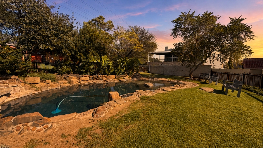 5 Bedroom Property for Sale in Carlswald Gauteng