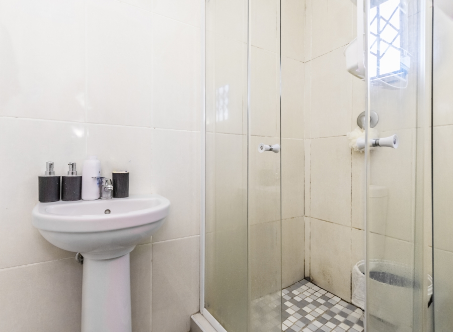 6 Bedroom Property for Sale in Cosmo City Gauteng
