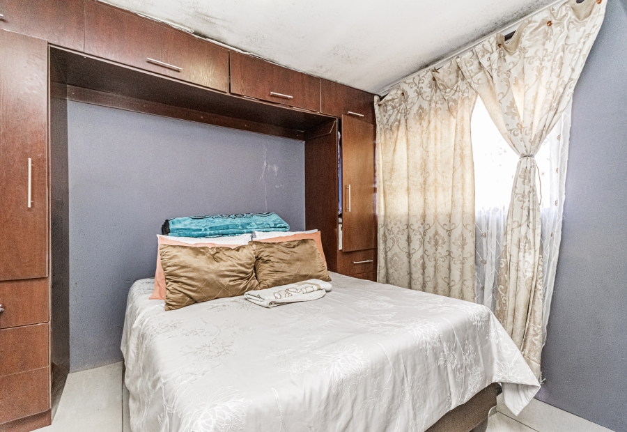 6 Bedroom Property for Sale in Cosmo City Gauteng