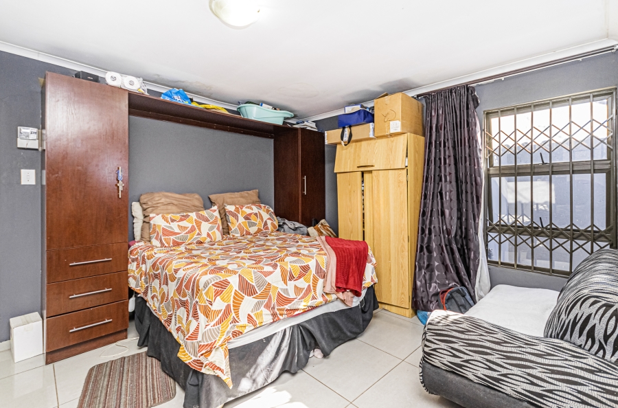 6 Bedroom Property for Sale in Cosmo City Gauteng