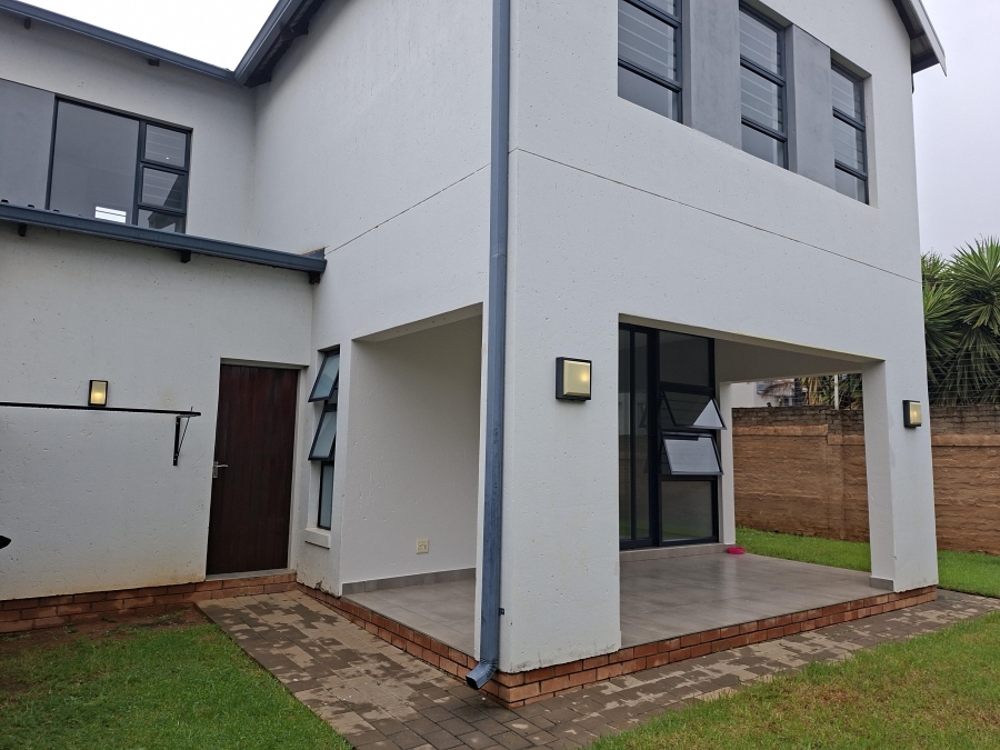 To Let 3 Bedroom Property for Rent in Homes Haven Gauteng