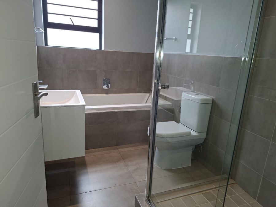 To Let 3 Bedroom Property for Rent in Homes Haven Gauteng