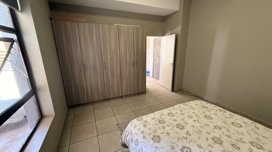 1 Bedroom Property for Sale in Rosebank Gauteng