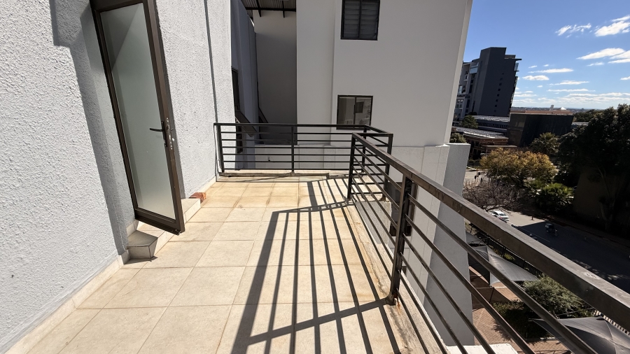 1 Bedroom Property for Sale in Rosebank Gauteng