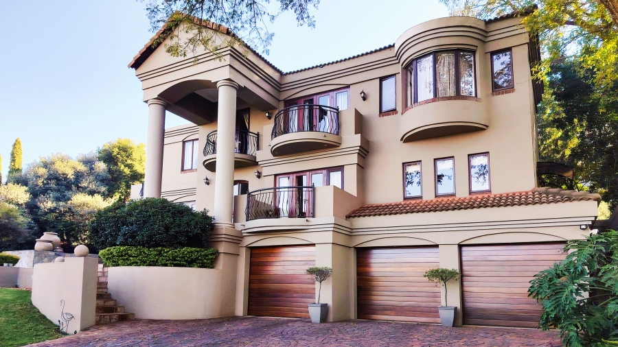 3 Bedroom Property for Sale in Waverley Gauteng