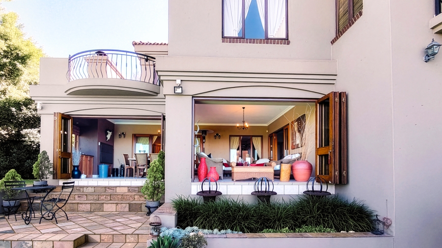 3 Bedroom Property for Sale in Waverley Gauteng