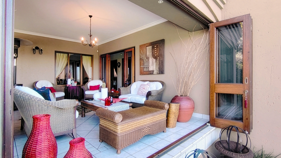 3 Bedroom Property for Sale in Waverley Gauteng