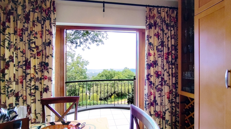 3 Bedroom Property for Sale in Waverley Gauteng