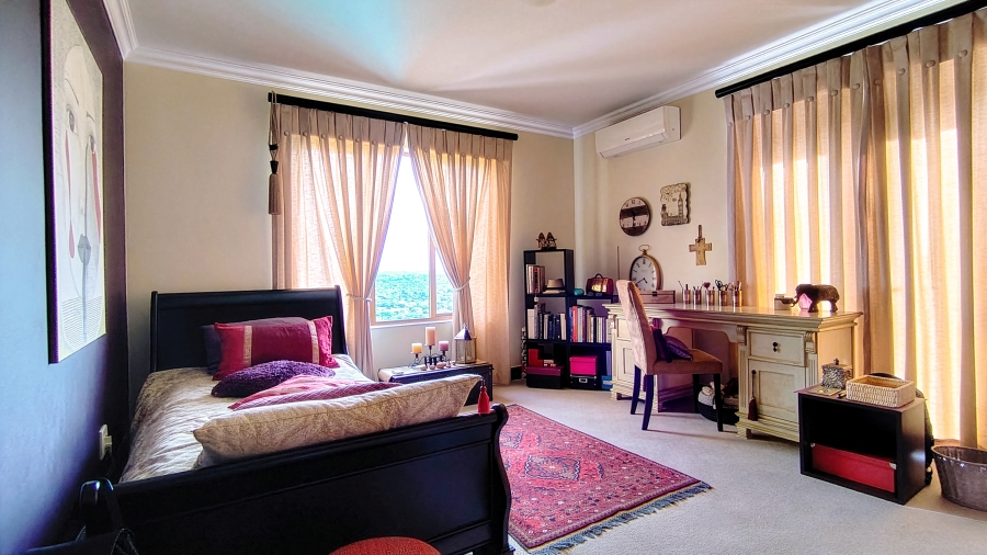 3 Bedroom Property for Sale in Waverley Gauteng