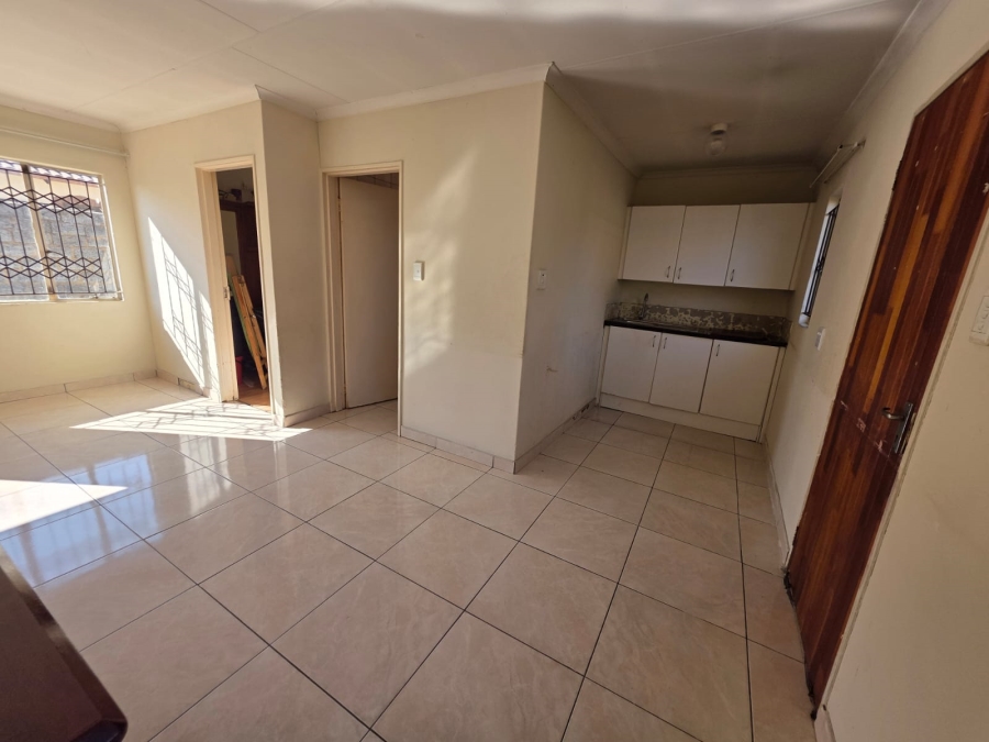 To Let 2 Bedroom Property for Rent in Windmill Park Gauteng