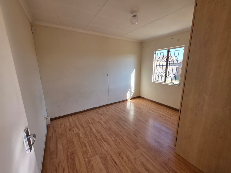 To Let 2 Bedroom Property for Rent in Windmill Park Gauteng