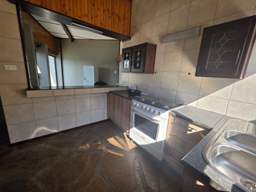 To Let 2 Bedroom Property for Rent in Dawnview Gauteng