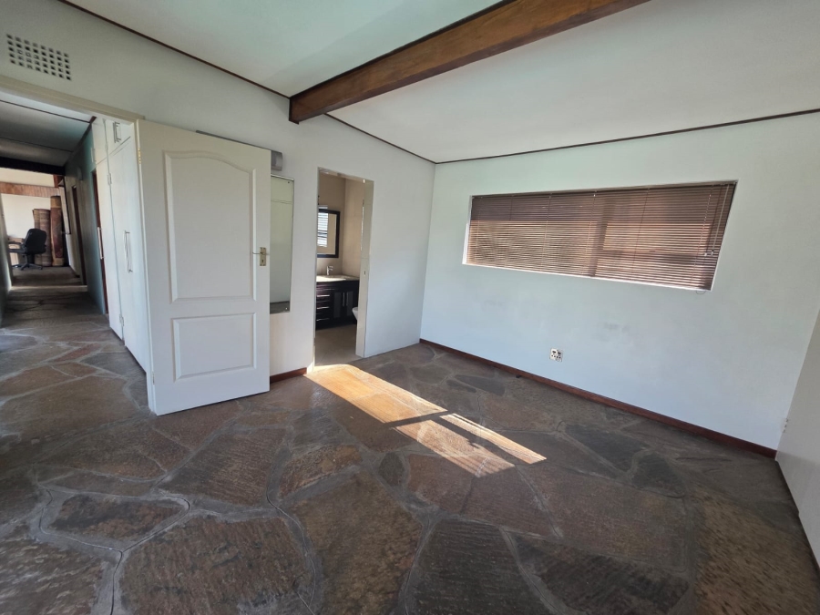 To Let 2 Bedroom Property for Rent in Dawnview Gauteng