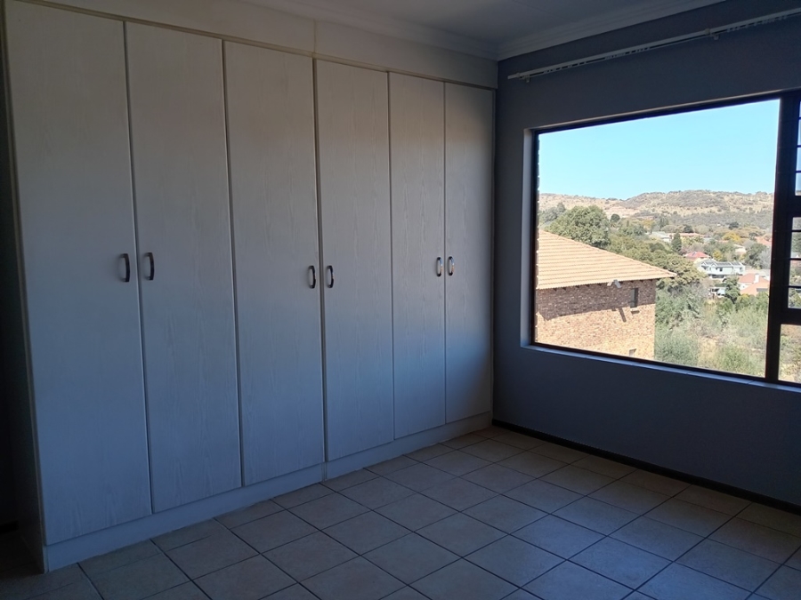 2 Bedroom Property for Sale in Winchester Hills Gauteng
