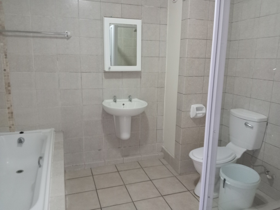 2 Bedroom Property for Sale in Winchester Hills Gauteng