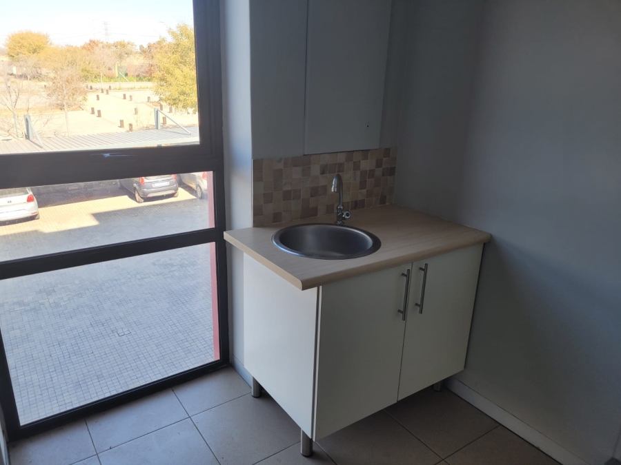 To Let Commercial Property for Rent in Southdowns Estate Gauteng