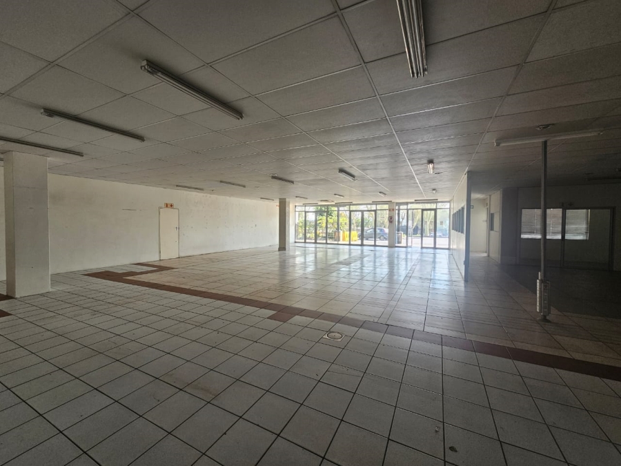 To Let Commercial Property for Rent in Lynnwood Ridge Gauteng