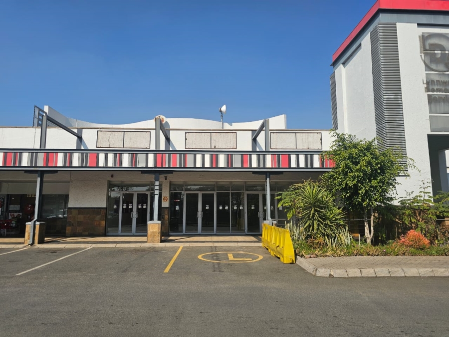 To Let Commercial Property for Rent in Lynnwood Ridge Gauteng