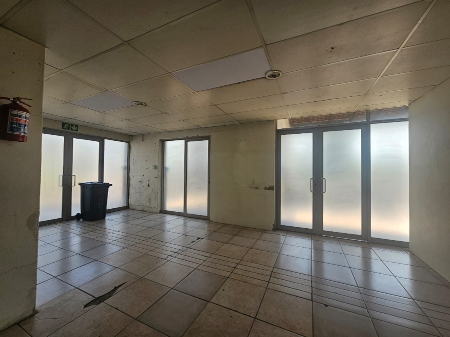 To Let Commercial Property for Rent in Lynnwood Ridge Gauteng