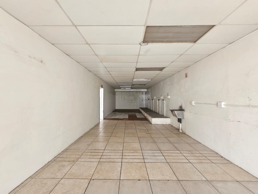 To Let Commercial Property for Rent in Lynnwood Ridge Gauteng