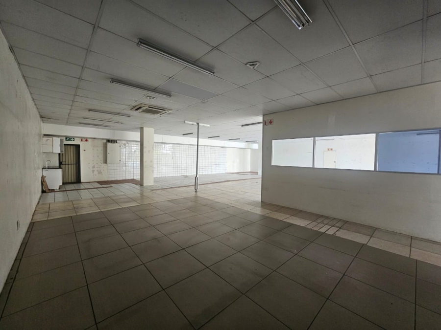 To Let Commercial Property for Rent in Lynnwood Ridge Gauteng