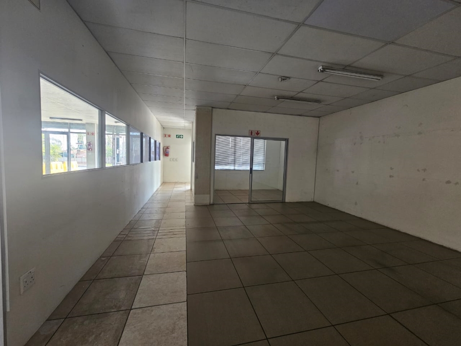 To Let Commercial Property for Rent in Lynnwood Ridge Gauteng