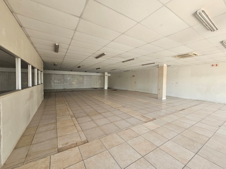 To Let Commercial Property for Rent in Lynnwood Ridge Gauteng